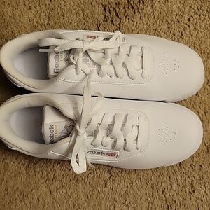 NEW WOMEN'S REEBOK CLASSIC PRINCESS  WHITE SNEAKERS SHOES SIZE 6.5 WIDE